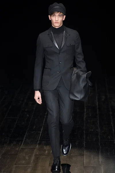 Look 31